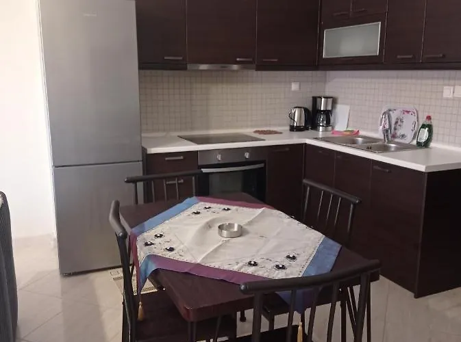 Apartment Deluxe 2 Ofrínion